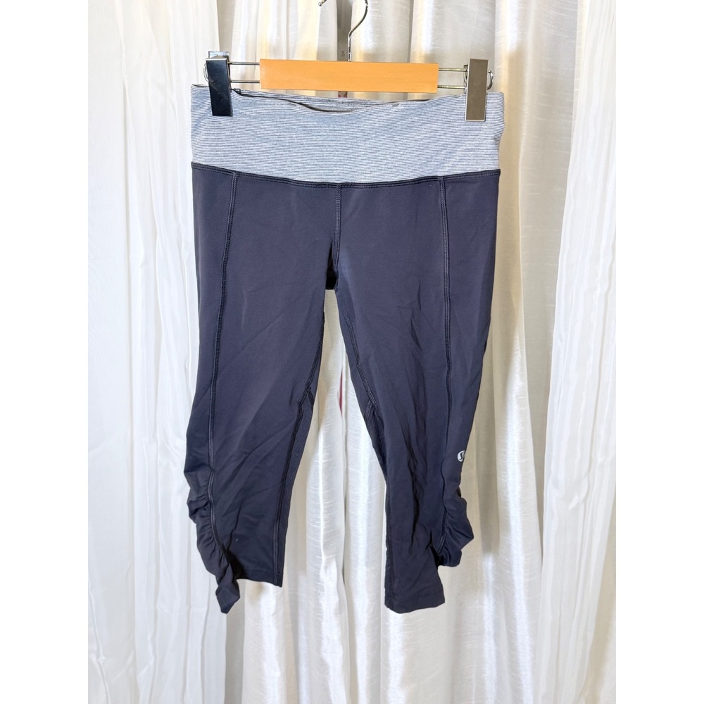 Lululemon Cropped Leggings Womens 4 Gray Ruched Mesh Back Zip Capris